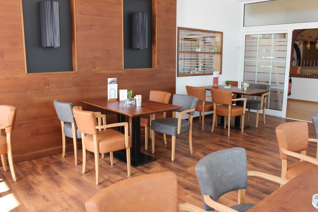Hotel Ripken Kirchhatten Экстерьер фото